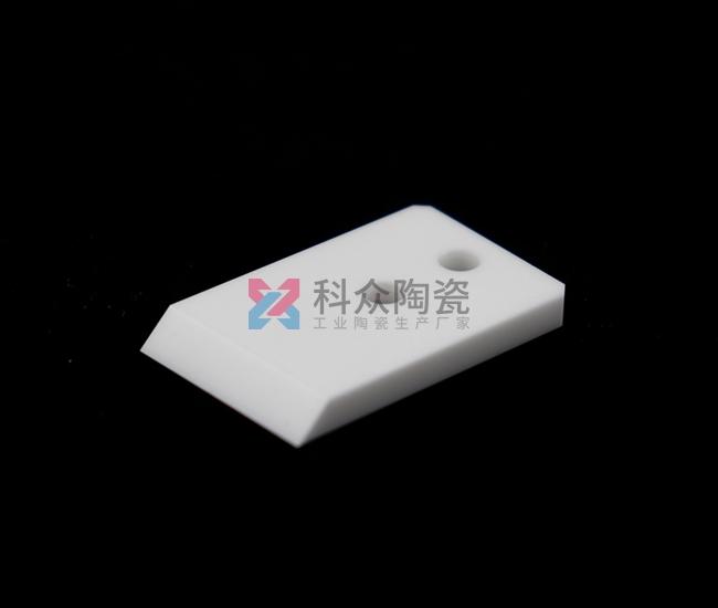 哪些因素會(huì)影響氧化鋯陶瓷韌性呢？（圖）